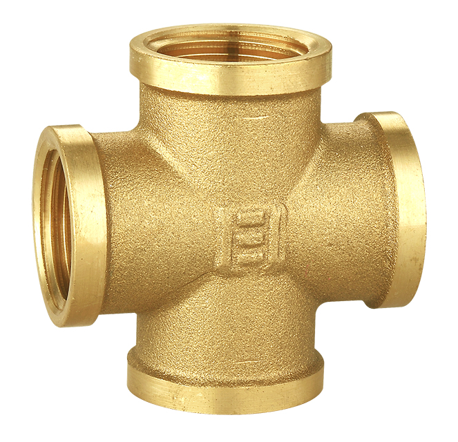 Mosadzná krížová spojka 1/2